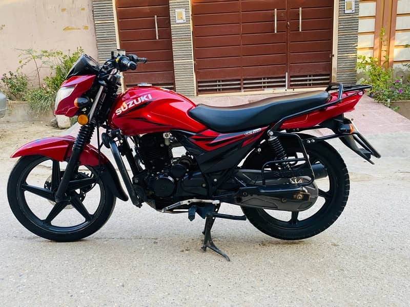 SUZUKI GR-150 RED EDITION 2