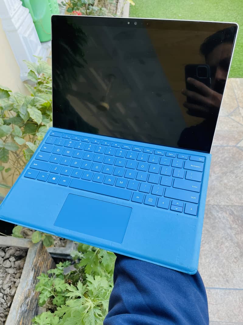 Microsoft Surface Pro 4 i5-6th Gen 8/256 0
