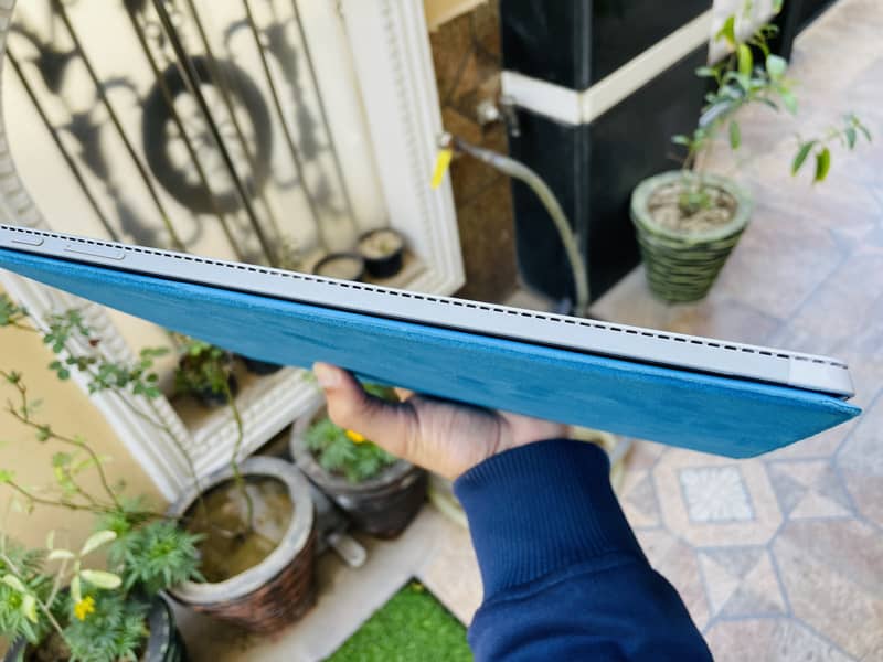 Microsoft Surface Pro 4 i5-6th Gen 8/256 4