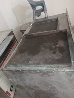 Two hot plates counter with fryer space, Thick stainless steal neat