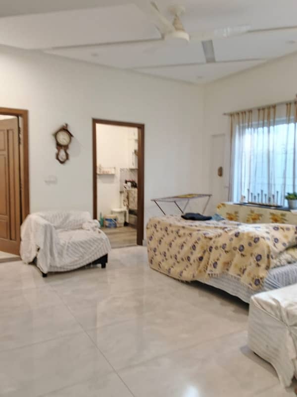 10 Marla House For Sale In Paragon City Lahore 4