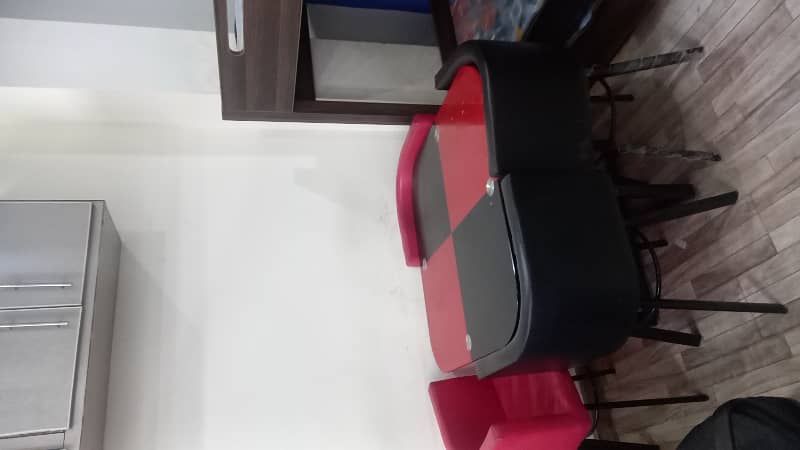 Ideal Semi Furnished Office For Sale at Main Boulevard Gulberg lll 21