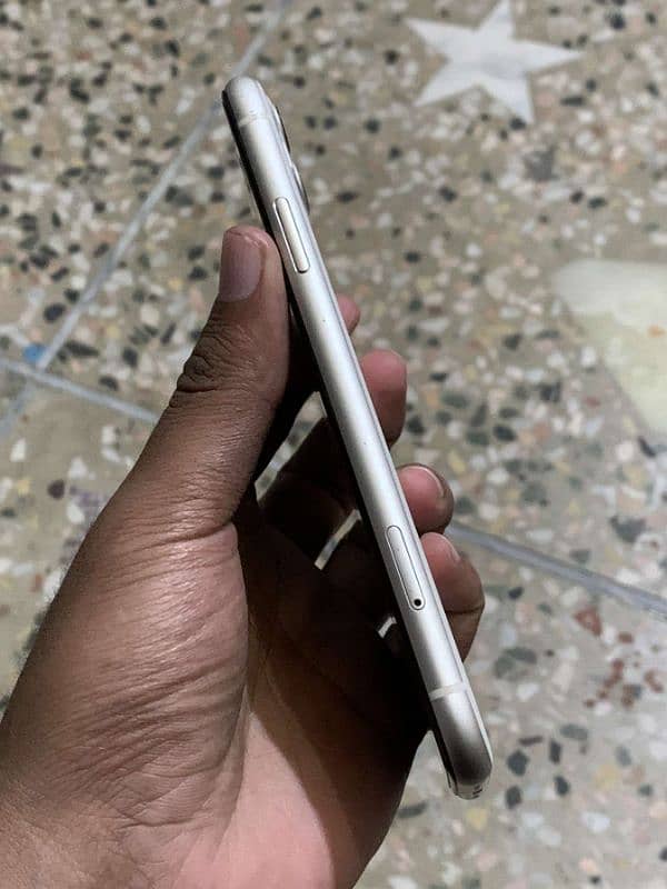 iphone 11 Pta approved 3