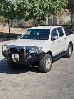 Toyota Hilux vigo champ 2016