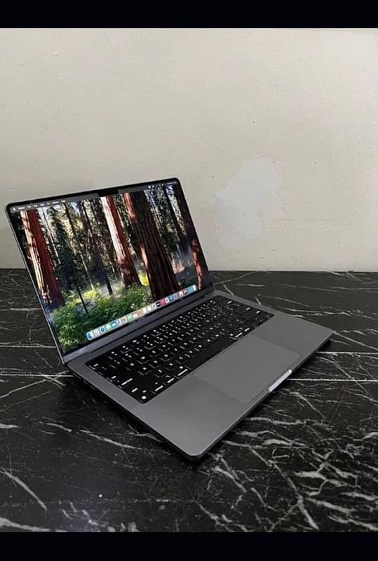 Macbook pro 14 M3 (500/8) 5