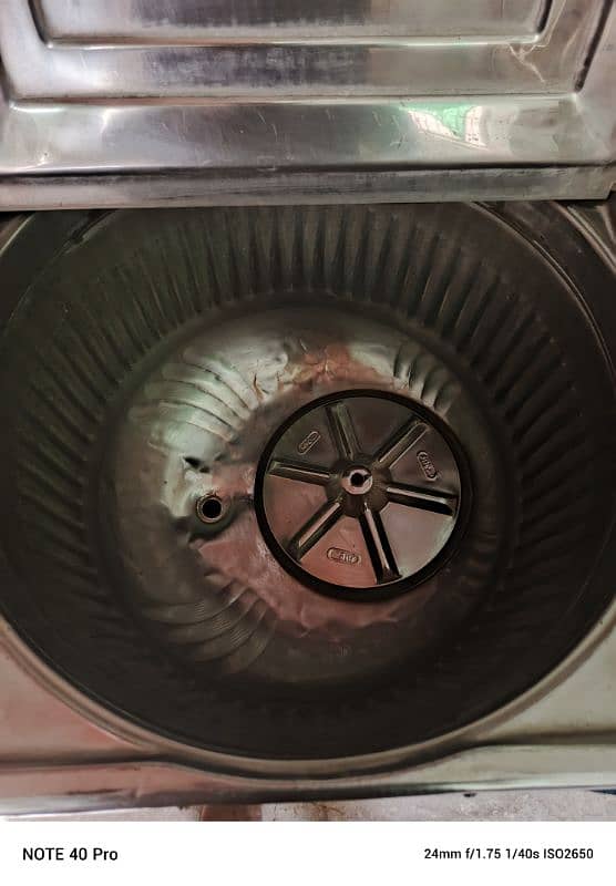 steel body washing machine Good Condition 2