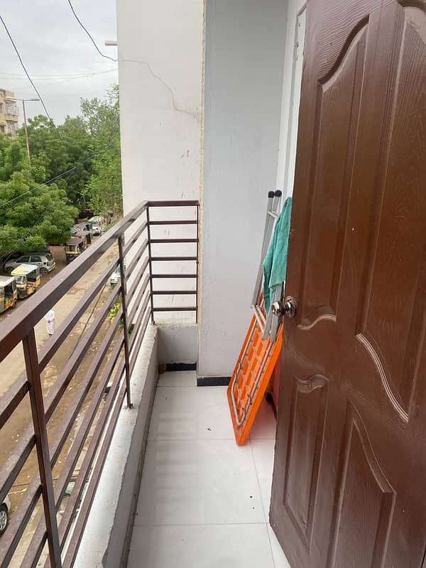 3 BED DD PORTION FOR SALE 2ND FLOOR ROAD FACING 2 BALCONIES KHATM E NABUWAT CHOWK 11