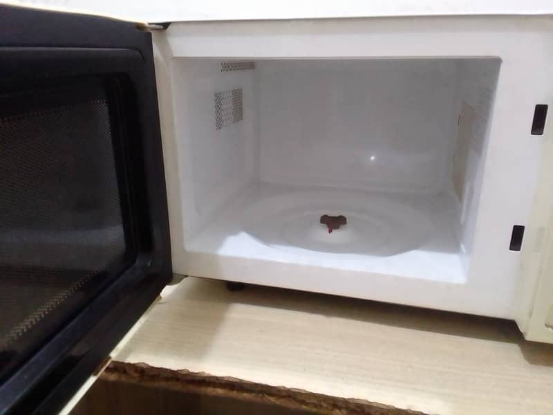 ORIGNAL KENWOOD MICROWAVE OVEN;3-2-1/865-55-85 3