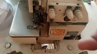 overlock machine