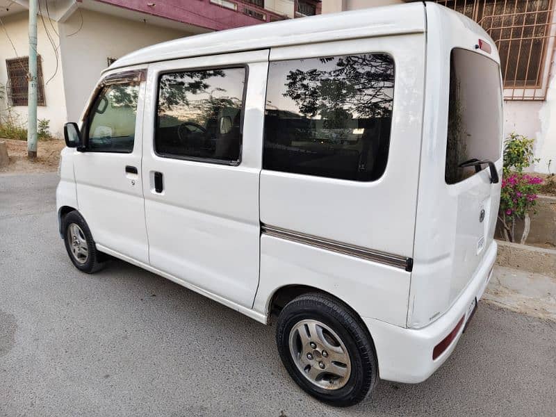 Daihatsu Hijet 2012 4