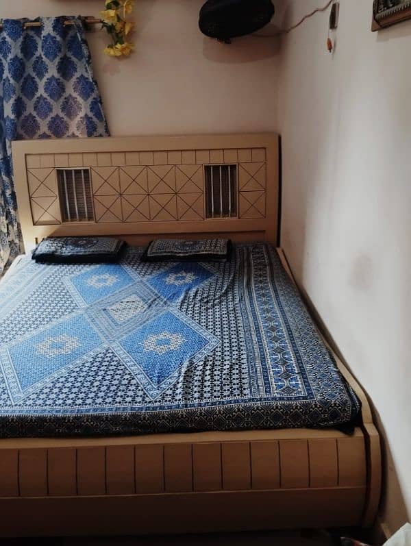 bed mattress with side tables 2