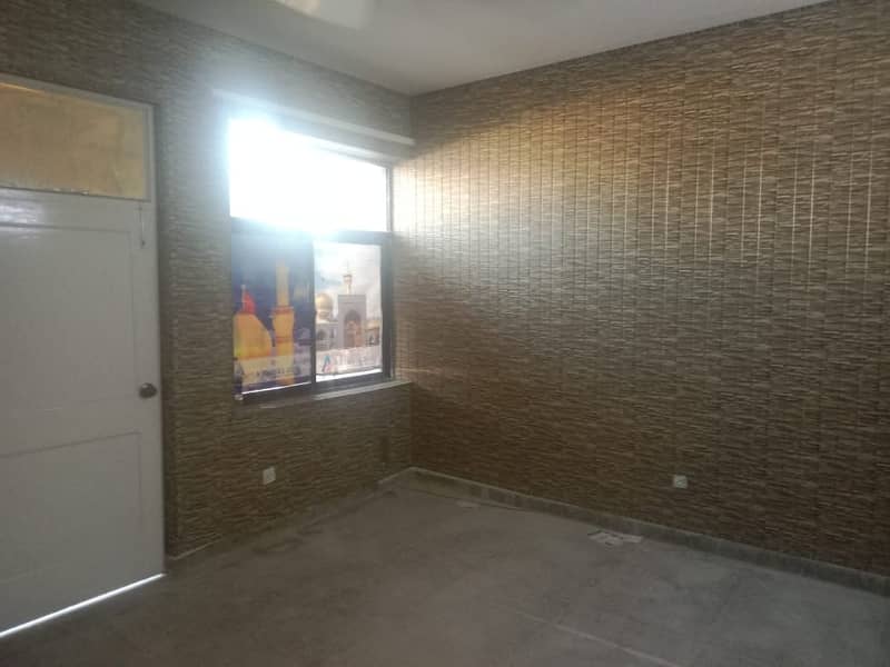 I. 8/4 Extension Commercial Flat For Rent 1