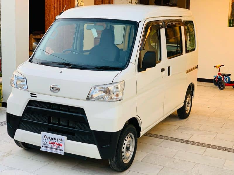 Daihatsu Hijet 2021 1