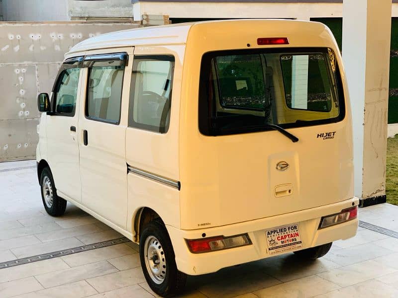 Daihatsu Hijet 2021 18