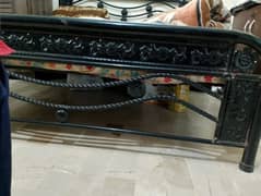 iron bed with meterss 5/5