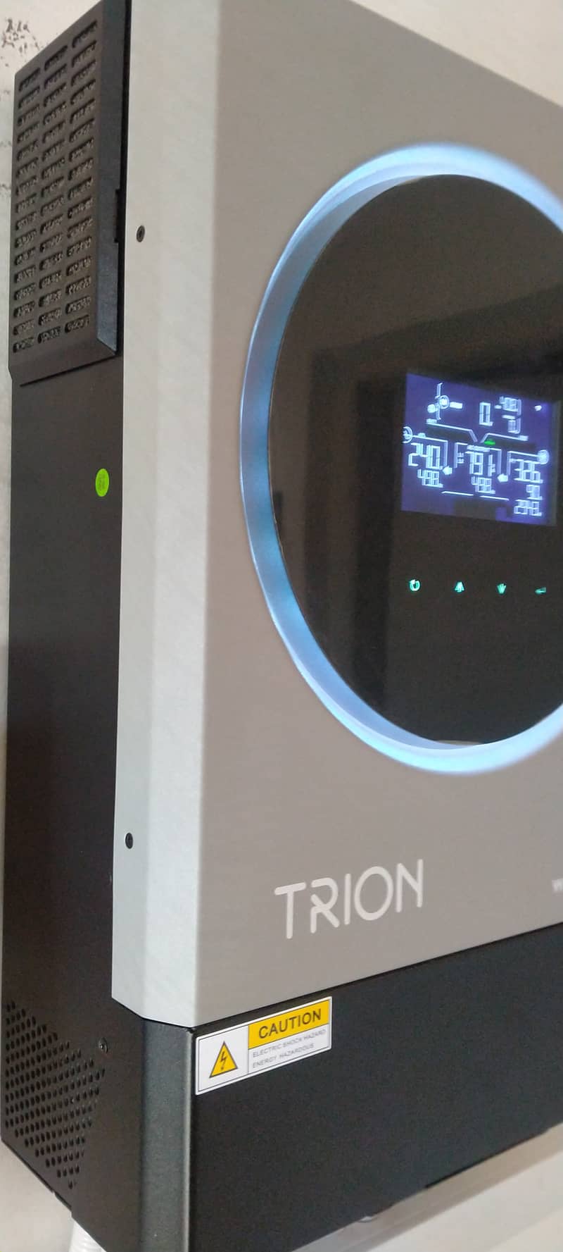 Trion 6KW Wise plus 6004 Hybrid Inverter for Sale 5