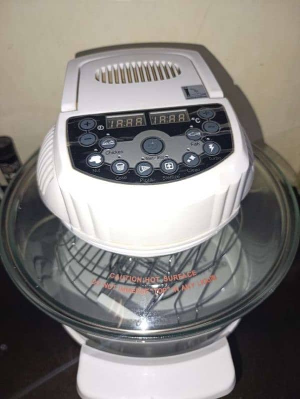 Halogen oven Almost brand new condition 10/10 3