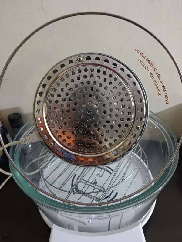 Halogen oven Almost brand new condition 10/10 11