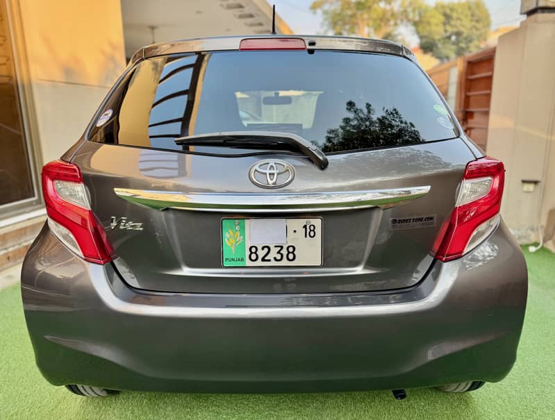 Toyota Vitz 2014 9