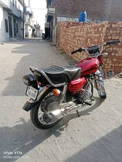 19 modal bike ha urgent sale Karna ha all original ha bike