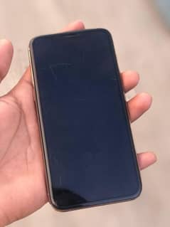 11pro 10  by 10 hai  water pack condition  good