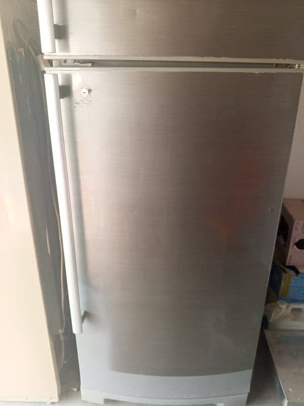 Electrolux fridge genuine compressor R600 good working condition 0