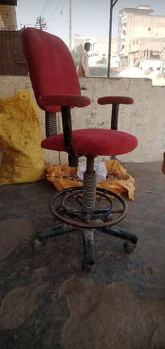 high revolving chair