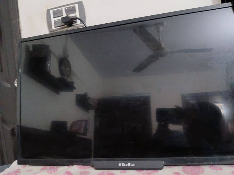 ecostar 32 inch led tv with cast device 0
