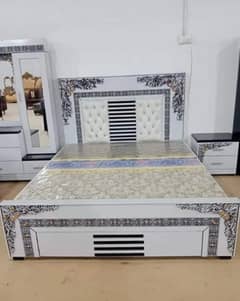 Bed / bed set / king size bed / double bed / poshish bed /side tables