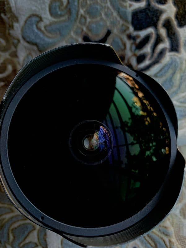 Canon Fisheye EF 15mm f/2.8 Autofocus Lens 0