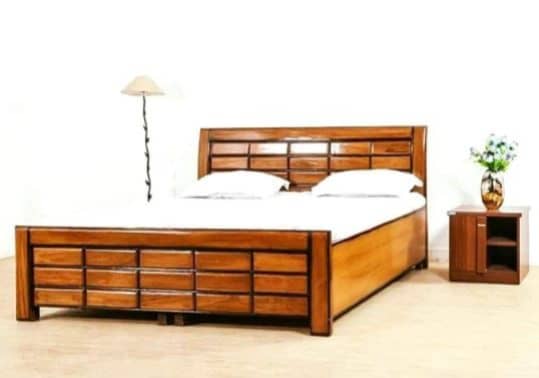 Bed / bed set / king size bed / double bed / wooden bed /side tables 9