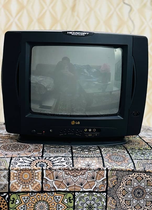 LG Color TV | Brand New| never Used| 14 inch| Tv Trolley for Sale 0