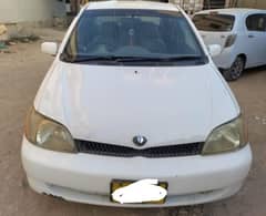 Toyota Platz 2001