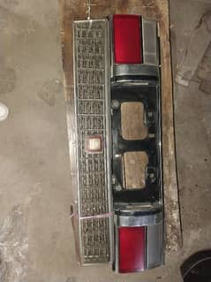 88 - 90 corolla Grill , Back Reflector