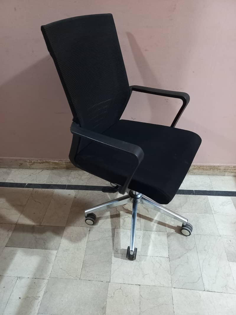 Slightly Use Imported Office Chairs Available 5