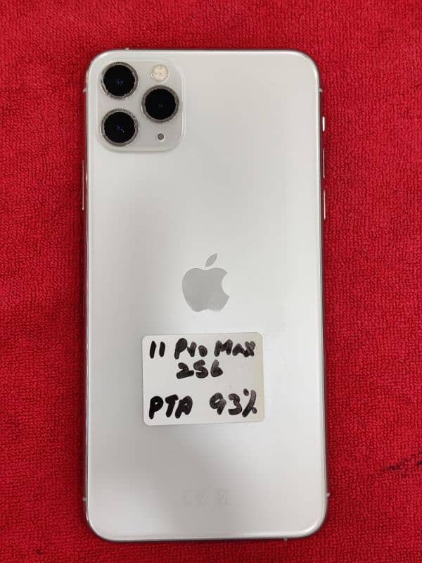 iphone 11 PROMAX 256gb pta approved 5