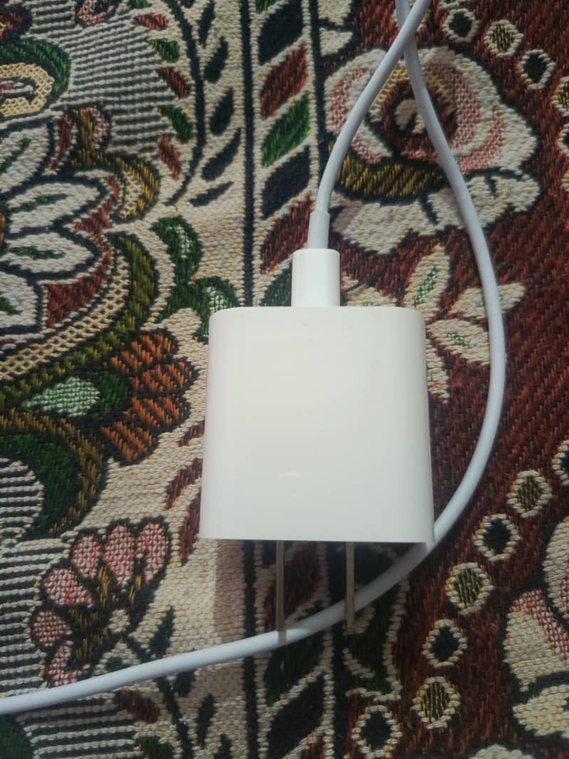 Brand new charger I phone 13 pro max 2