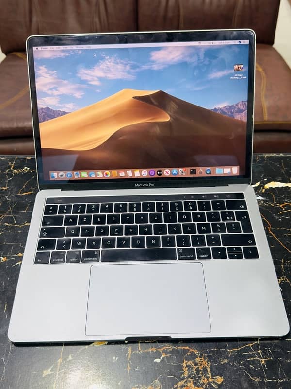 MACBOOK PRO 2017 (13.3 INCHES) 4