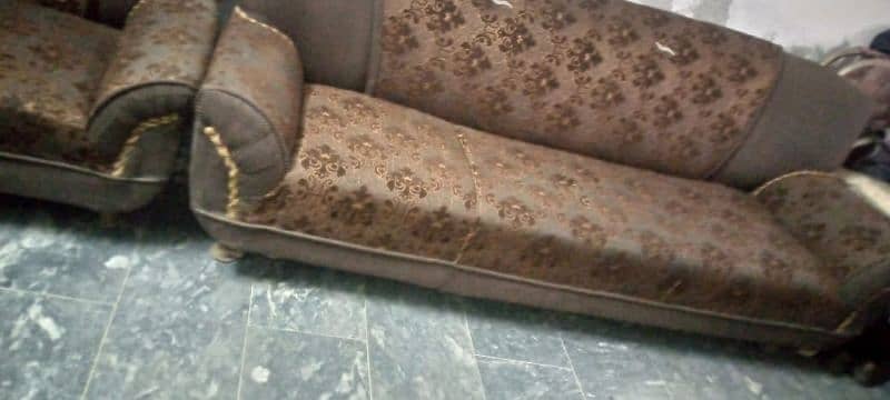 sofa for sale 0