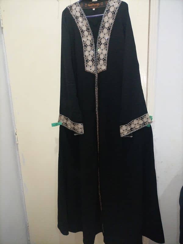 new branded Abaya with hijab 0