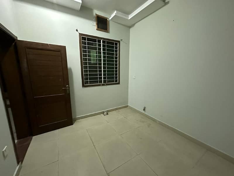 DC colony 10 marla house for rent 10