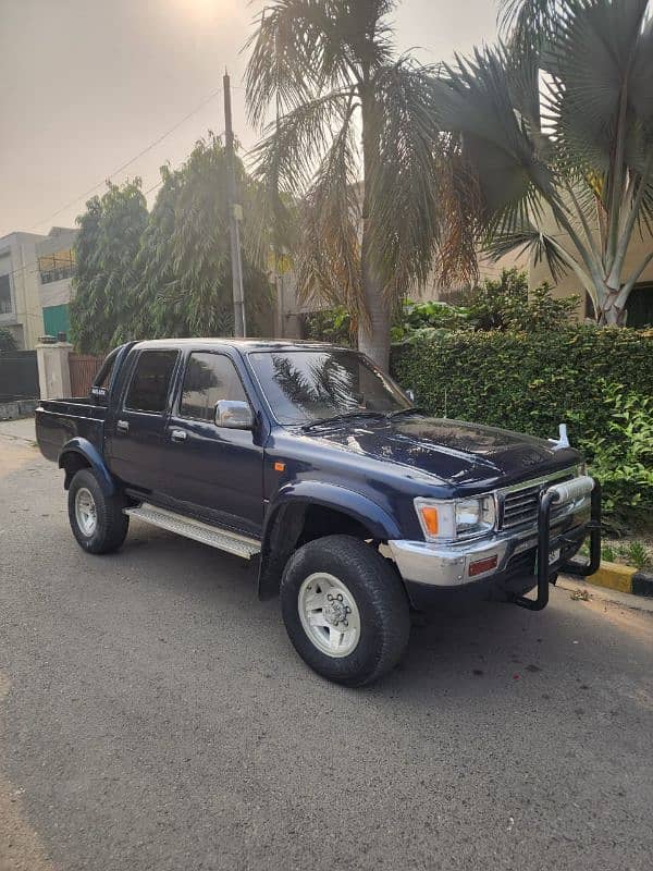 Hilux Double Cabin 0