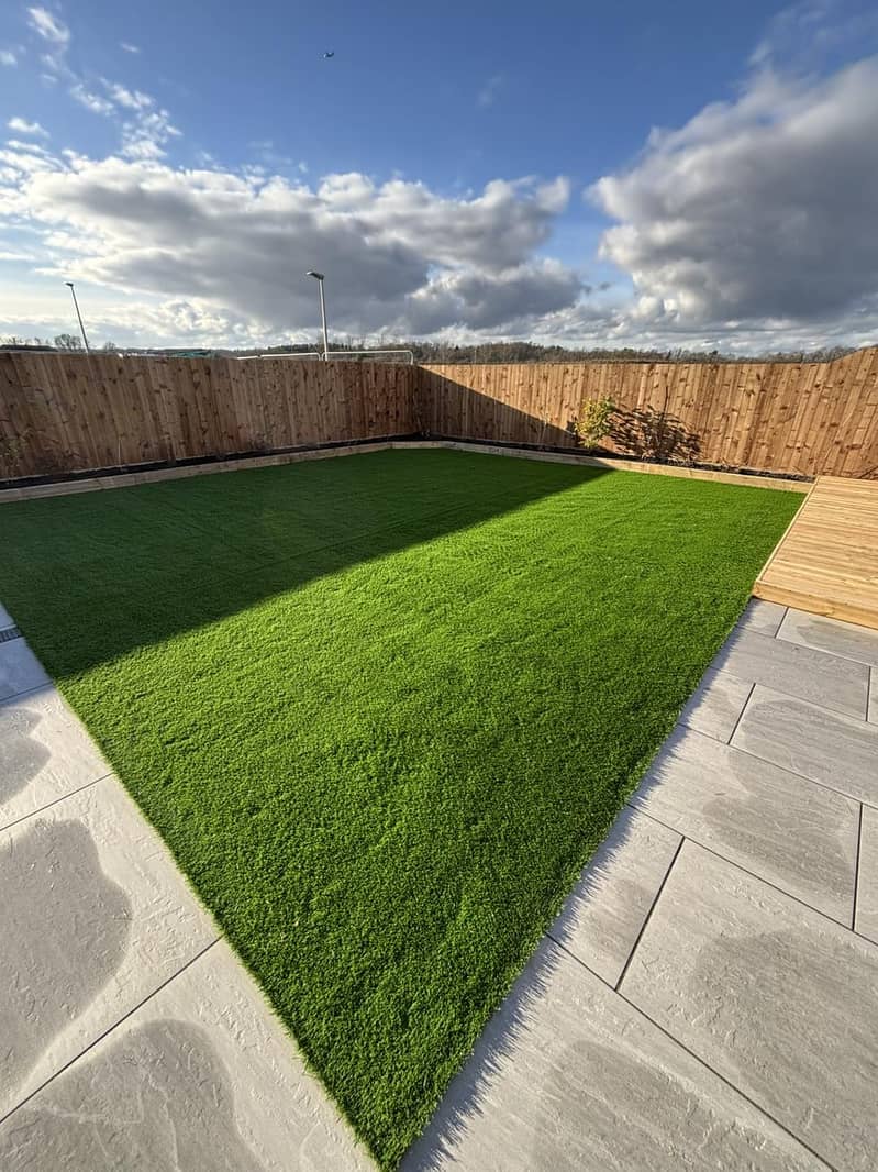 Artificial Grass / Astroturf / greenerey / gardening / 3