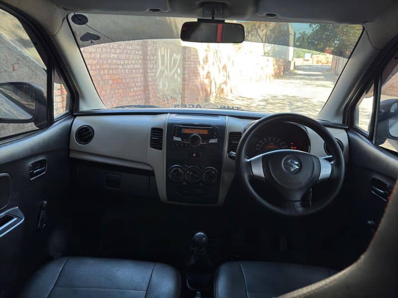 Suzuki Wagon R 2017 17