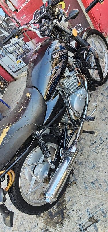 SUZUKI GS 150 MODEL 2022 BIKE FOR SALE HE SELF START 2