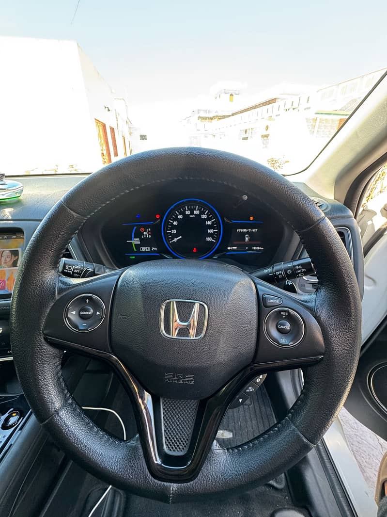 Honda Vezel Hybrid Z 2014 6