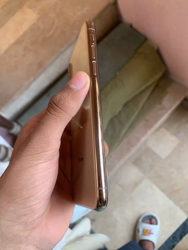 iPhone XS PTA approved 7