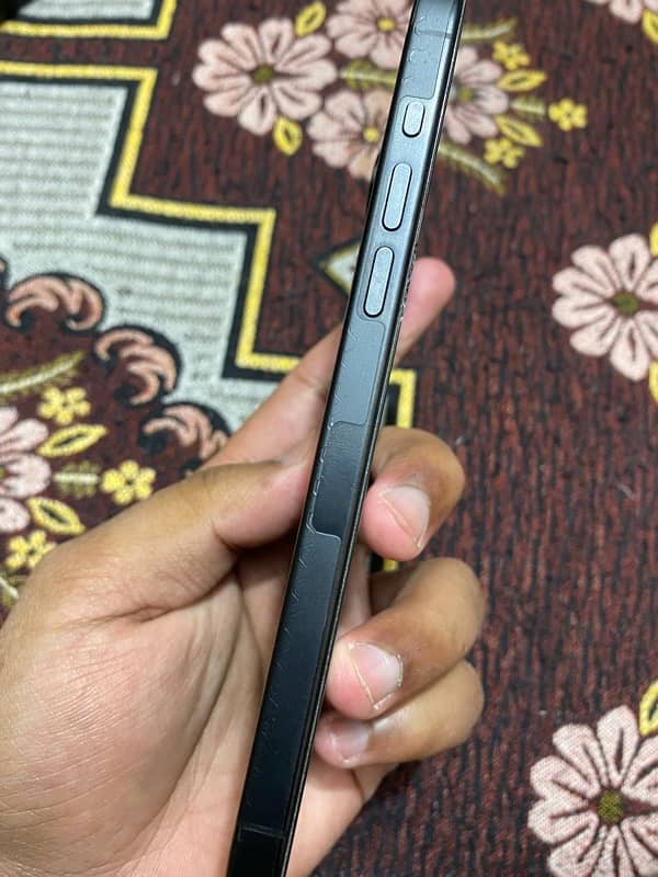 iPhone 15 pro max JV 256Gb 4