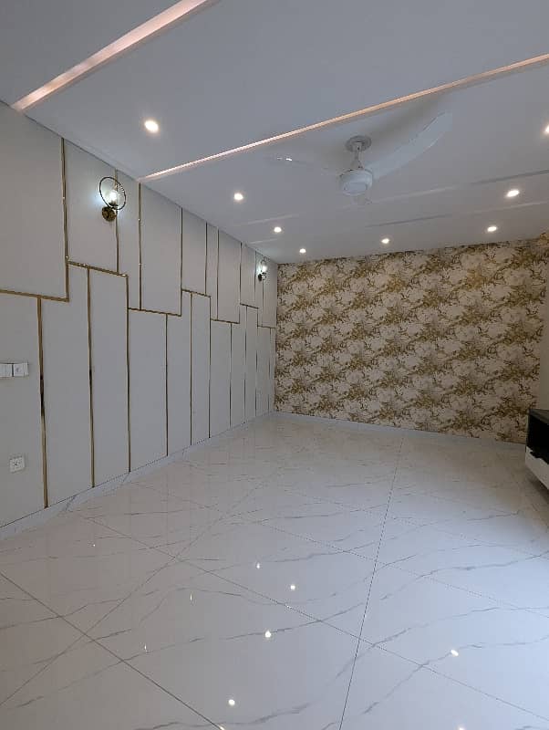 1 Kanal Double Storey Ultra Modern Style Luxury Stylish House Available For Sale In Valancia Town, Lahore By Fast Property Services Real Estate And Builders (21 Marla ) 26