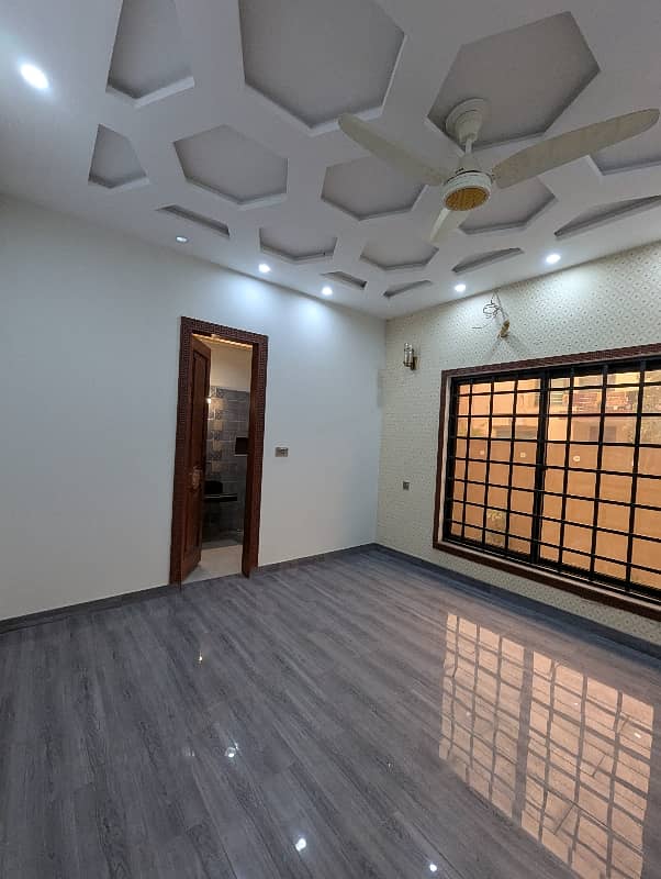 10 Marla Corner House Double Storey Spanish Style Stylish House Available For Sale In Tariq Garden Lahore With Original Pics 17